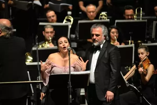 Senfonik Neşet Ertaş türkülerine kapalı gişe ilgi Senfonik Neşet Ertaş türkülerine kapalı gişe ilgi