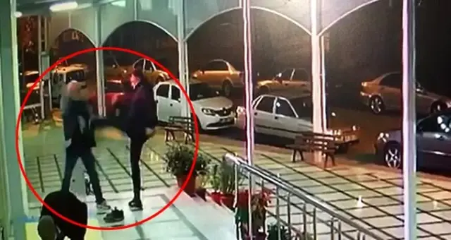 Yaşlı adama cami çıkışında kiracısı tekme tokat saldırdı Yaşlı adama cami çıkışında kiracısı tekme tokat saldırdı