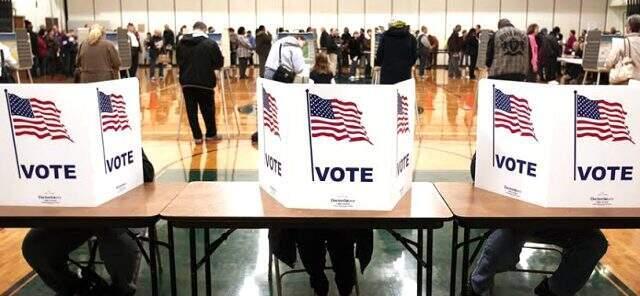 ABD'de Trump'a seçim şoku: Eyalet seçimlerinde bir çok yeri Demokratlar'a kaptırdı