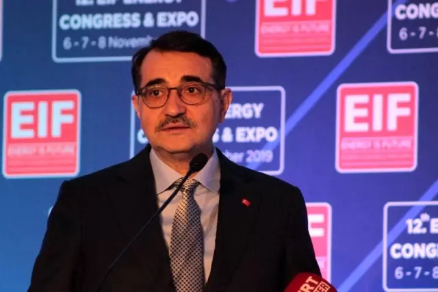 Bakan Dönmez'den Soma'daki maden işçilerine müjde Bakan Dönmez'den Soma'daki maden işçilerine müjde