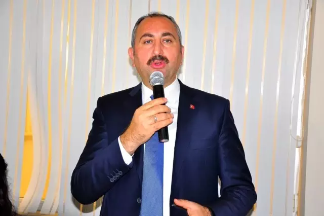 Bakan Gül'den yargı paketi açıklaması Bakan Gül'den yargı paketi açıklaması