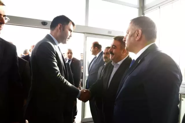 Bakan Kurum'dan marketler mevkiine dönüşüm projesi müjdesi Bakan Kurum'dan marketler mevkiine dönüşüm projesi müjdesi