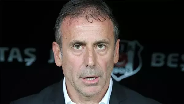 Beşiktaş'ta Abdullah Avcı şoku! Gidemedi... Beşiktaş'ta Abdullah Avcı şoku! Gidemedi...