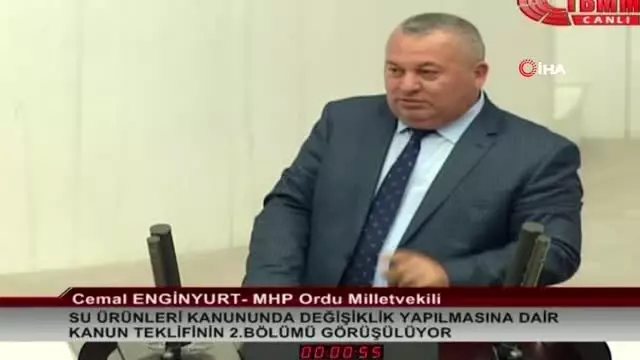 Bülent Arınç'a meclis kürsüsünden büyük tepki Bülent Arınç'a meclis kürsüsünden büyük tepki