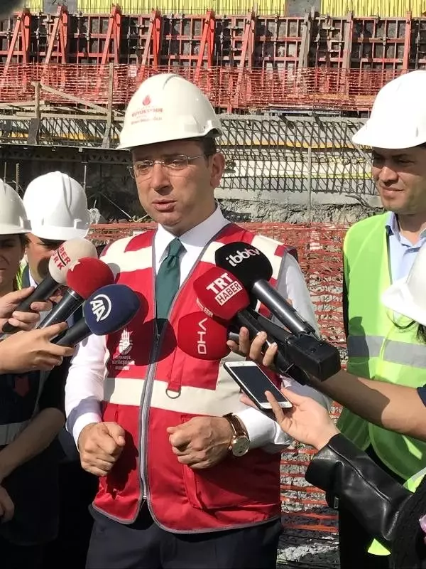 Ekrem İmamoğlu, gazetecilerin sorularını yanıtladı Ekrem İmamoğlu, gazetecilerin sorularını yanıtladı