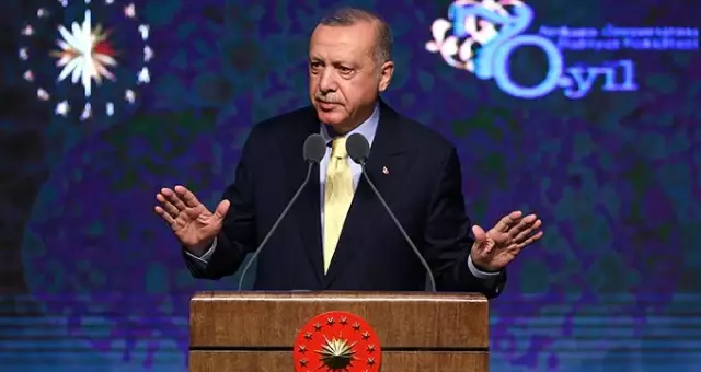 Erdoğan'dan ilahiyat fakültesi mezunlarına sitem: İmam hatiplerde Kuran dersleri boş geçiyor