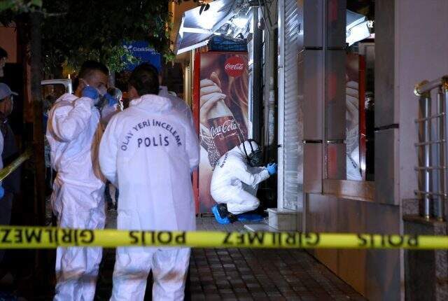 Fatih'te 4 kardeşin öldüğü evde elektrik faturası ödenmediği için elektriğin kesildiği öğrenildi