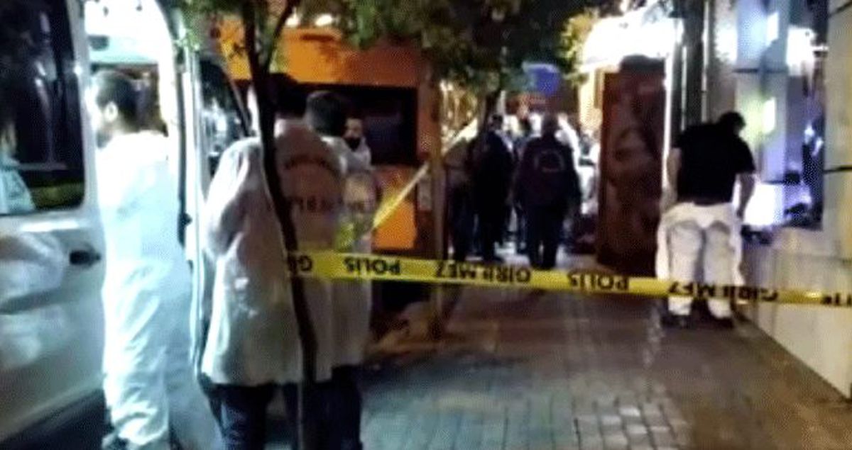 İstanbul'da dehşet gecesi! Fatih'te siyanür notu bulunan evden 4 kardeşin cesedi çıktı