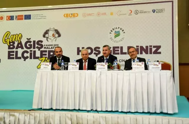 Genç Bağış Elçileri Zirvesinin kapanış programı düzenlendi Genç Bağış Elçileri Zirvesinin kapanış programı düzenlendi