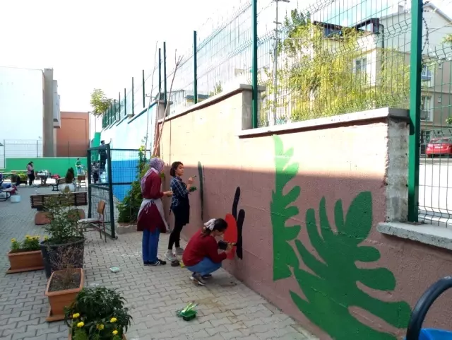 Gençler şehre renk katıyor