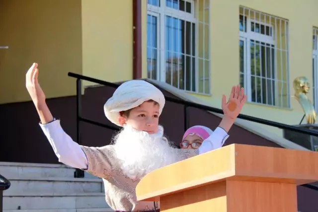 Kanuni, ismini taşıyan okulda anıldı Kanuni, ismini taşıyan okulda anıldı