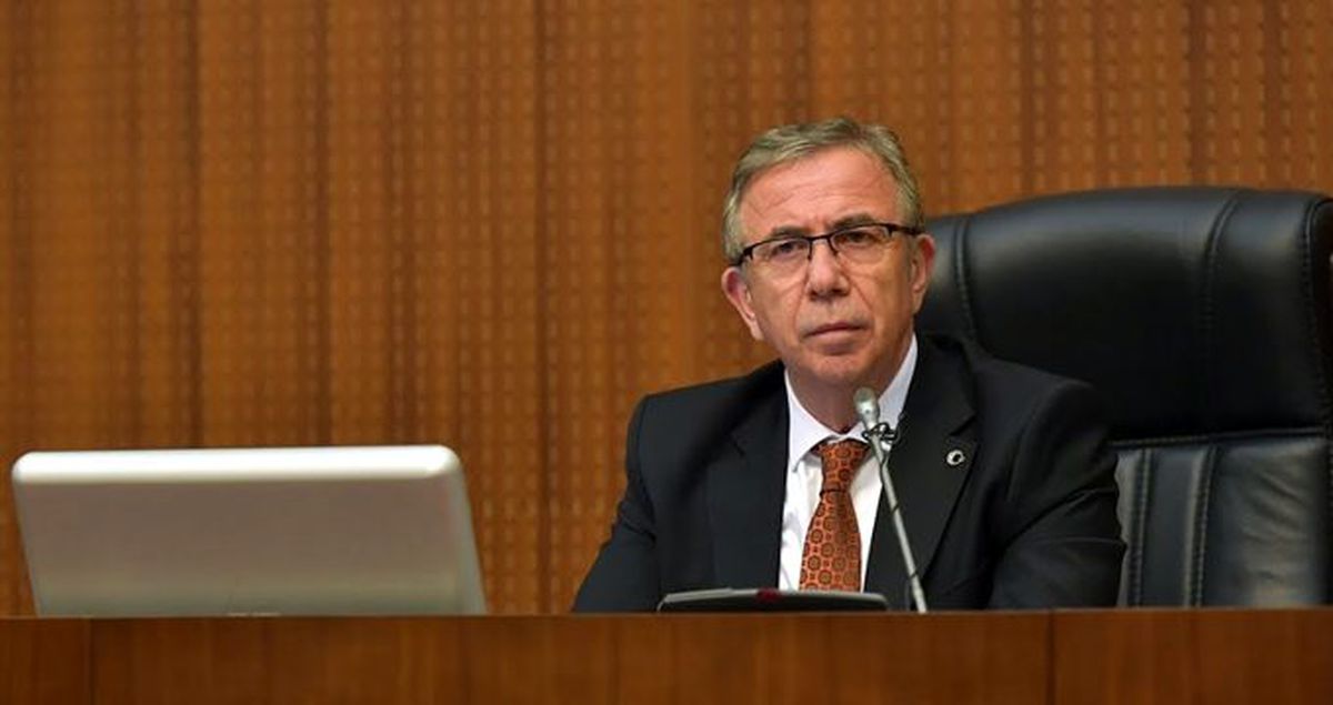 Mansur Yavaş'tan öğrencilere bir müjde daha! Öğrenci kartında yaş sınırlaması kaldırıldı