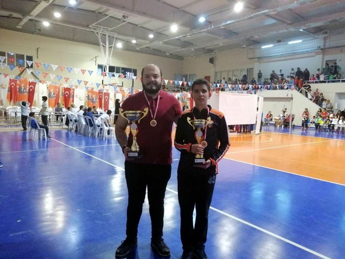 Menteşeli sporcular Satrançta rakip tanımıyor