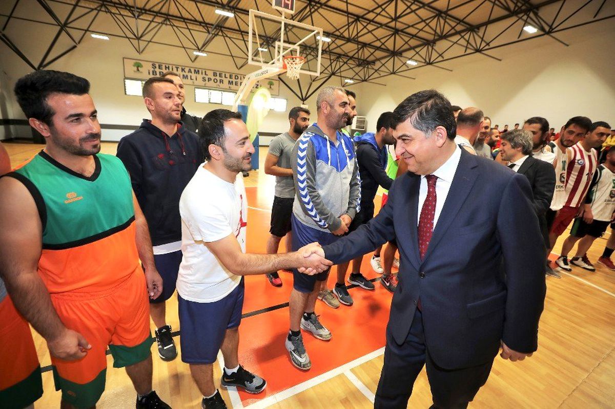 Potada 10 ilin şampiyonu mücadele ediyor