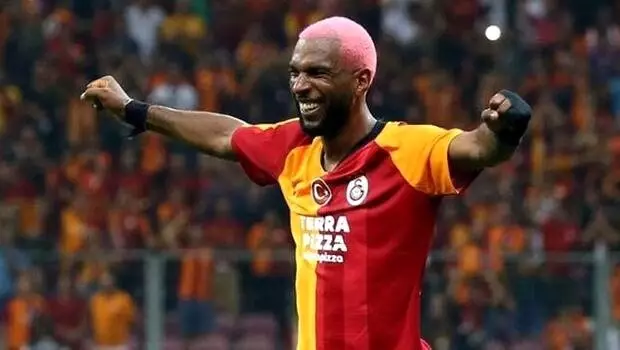 Ryan Babel'in paylaşımı Beşiktaşlıları kızdırdı!