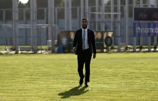 Selçuk Erdoğan: 'Şampiyonluk bandının 63-64 civarında olacağını düşünüyorum' Selçuk Erdoğan: 'Şampiyonluk bandının 63-64 civarında olacağını düşünüyorum'