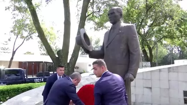 TBMM Başkanı Şentop, Meksika'da - Atatürk anıtı ziyareti TBMM Başkanı Şentop, Meksika'da - Atatürk anıtı ziyareti