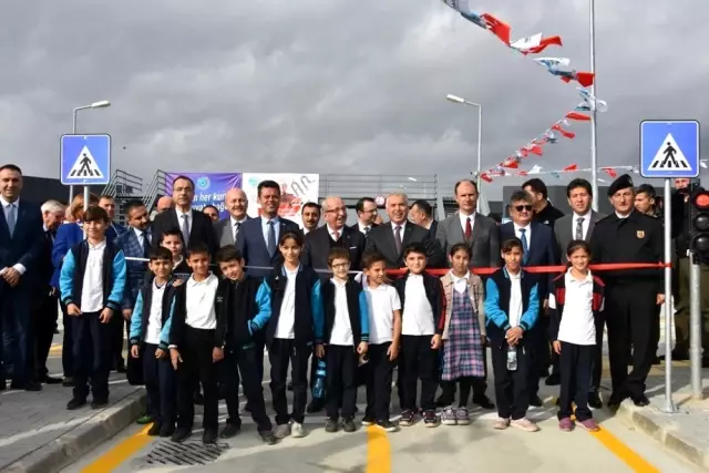 Trakya'nın en büyük trafik eğitim parkı Çorlu'da açıldı Trakya'nın en büyük trafik eğitim parkı Çorlu'da açıldı