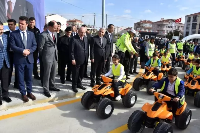 Trakya'nın en büyük trafik eğitim parkı Çorlu'da açıldı Trakya'nın en büyük trafik eğitim parkı Çorlu'da açıldı