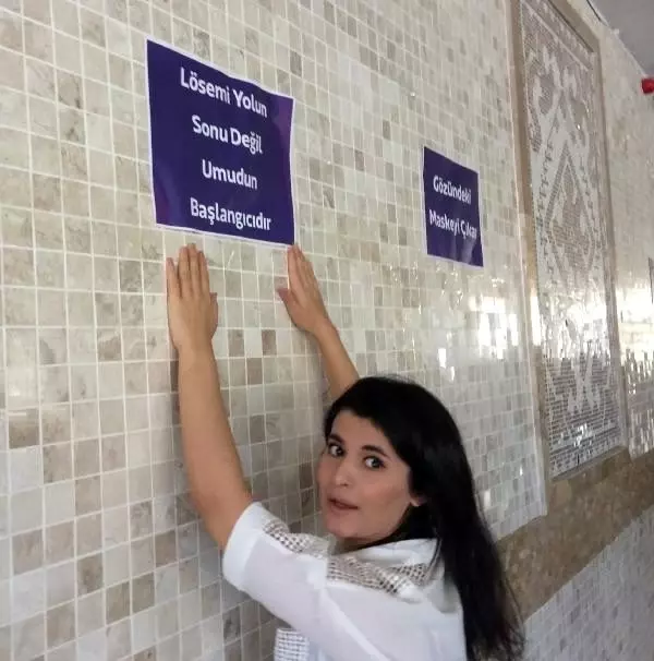 Üniversitelilerden lösemiye farkındalık etkinliği Üniversitelilerden lösemiye farkındalık etkinliği