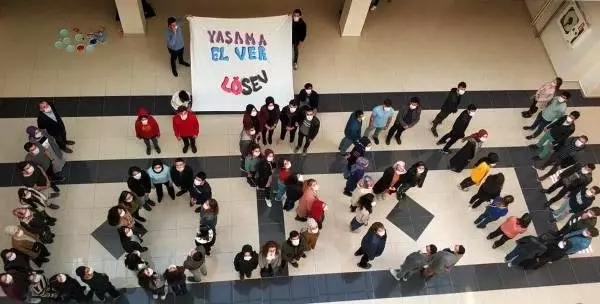 Üniversitelilerden lösemiye farkındalık etkinliği Üniversitelilerden lösemiye farkındalık etkinliği