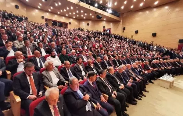 Albayrak: Dar gelirlileri ev sahibi yapacak modelin altyapısını tamamladık (3) Albayrak: Dar gelirlileri ev sahibi yapacak modelin altyapısını tamamladık (3)