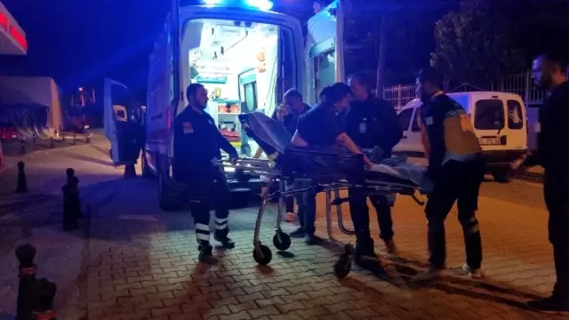 Annesini sırtından bıçakladı