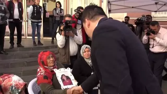 AP üyesi Zdechovsky: 'Ailelere destek vermek için Diyarbakır'a geldim' AP üyesi Zdechovsky: 'Ailelere destek vermek için Diyarbakır'a geldim'
