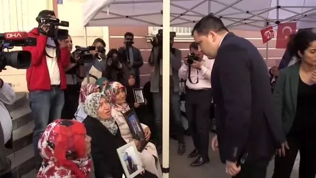 AP üyesi Zdechovsky: 'Ailelere destek vermek için Diyarbakır'a geldim' AP üyesi Zdechovsky: 'Ailelere destek vermek için Diyarbakır'a geldim'