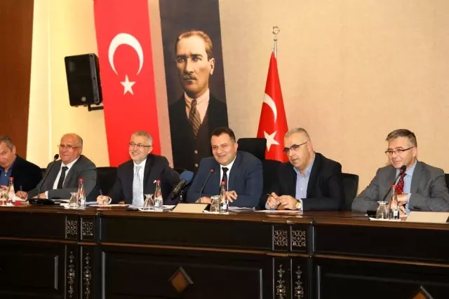 Arsa satışından 10.7 milyon Arsa satışından 10.7 milyon