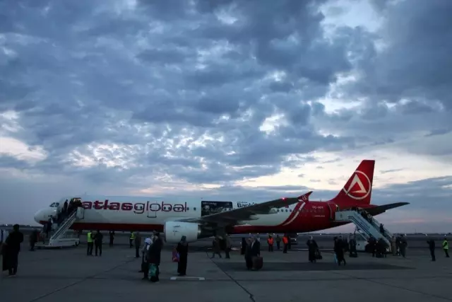 Atlasglobal, İstanbul'dan Buhara'ya ilk turistik charter uçuşunu gerçekleştirdi Atlasglobal, İstanbul'dan Buhara'ya ilk turistik charter uçuşunu gerçekleştirdi