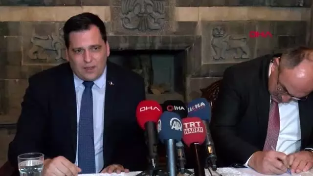 Avrupa parlamenteri zdechovsky: hdp önünde oturan ailelerin acısını hissettim Avrupa parlamenteri zdechovsky: hdp önünde oturan ailelerin acısını hissettim