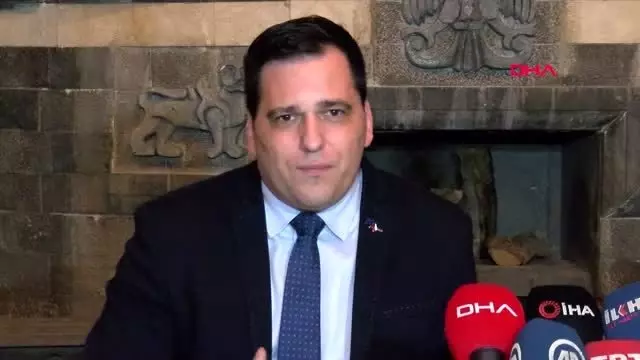 Avrupa parlamenteri zdechovsky: hdp önünde oturan ailelerin acısını hissettim Avrupa parlamenteri zdechovsky: hdp önünde oturan ailelerin acısını hissettim
