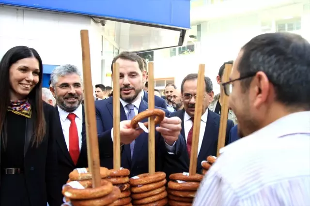Bakan Albayrak Samsun'da ziyaretlerde bulundu Bakan Albayrak Samsun'da ziyaretlerde bulundu