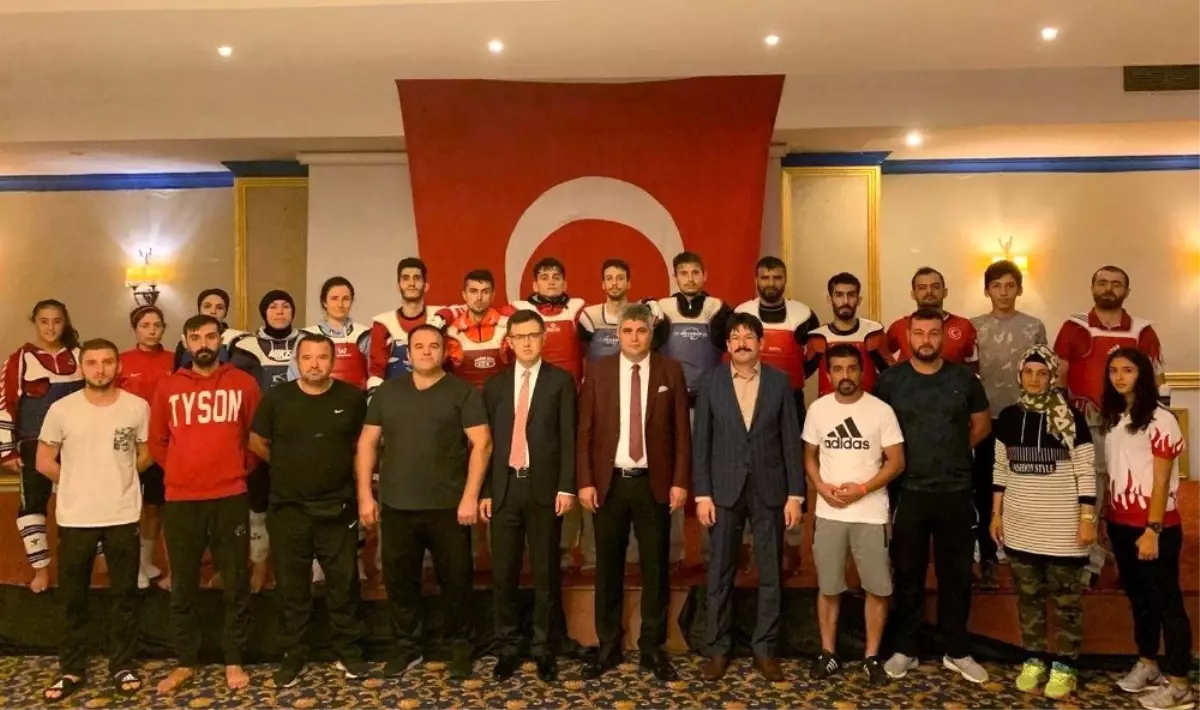 Başsavcı Yılmaz'dan işitme engelli milli tekvandoculara ziyaret