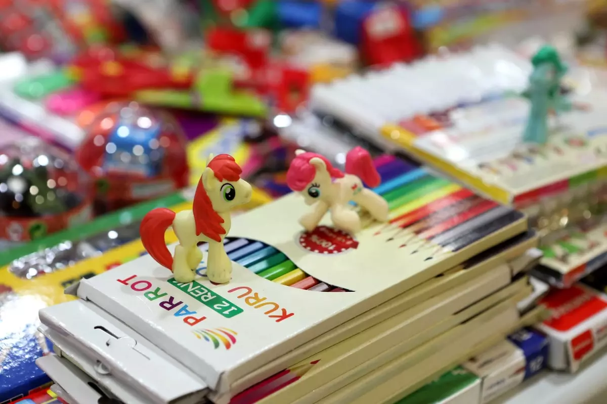 Bayraklılı kursiyerlerden LÖSEV'e bağış