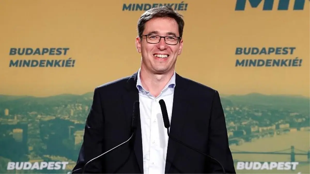 Budapeşte Belediye Başkanı'ndan 'Kürt bayraklı' Erdoğan protestosu