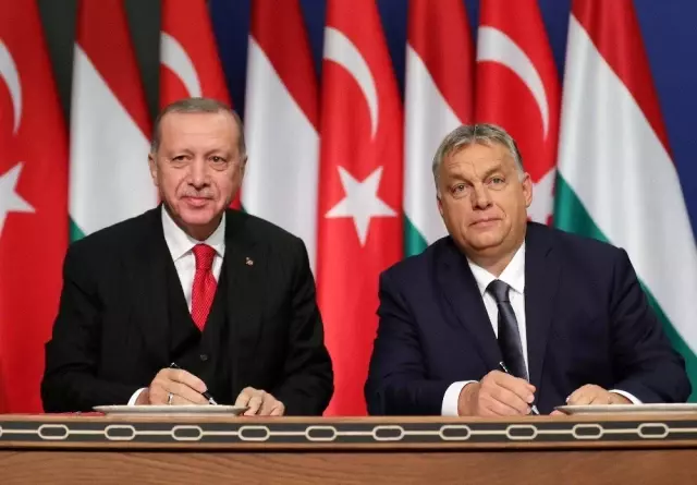 Cumhurbaşkanı Erdoğan: 'DEAŞ'a karşı şu anda dünyada Türkiye'den çok daha güçlü tavır koyan ikinci... Cumhurbaşkanı Erdoğan: 'DEAŞ'a karşı şu anda dünyada Türkiye'den çok daha güçlü tavır koyan ikinci...