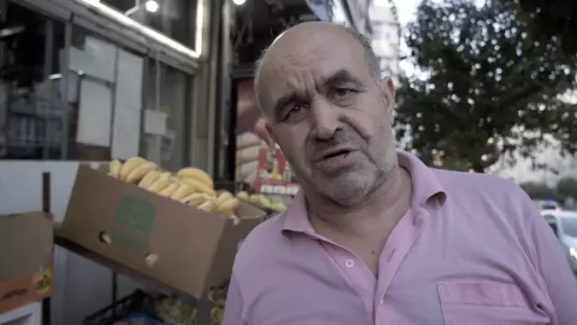 Fatih'te siyanür ile intihar eden dört kardeşin veresiye defterinden 2.260 lira borç çıktı Fatih'te siyanür ile intihar eden dört kardeşin veresiye defterinden 2.260 lira borç çıktı