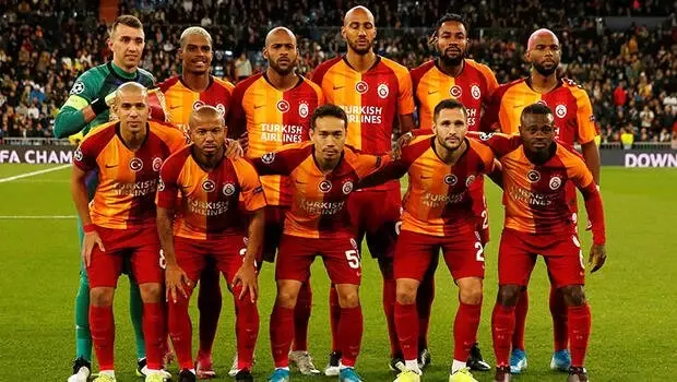 Fatih Terim biletini kesti! Nagatomo... Fatih Terim biletini kesti! Nagatomo...