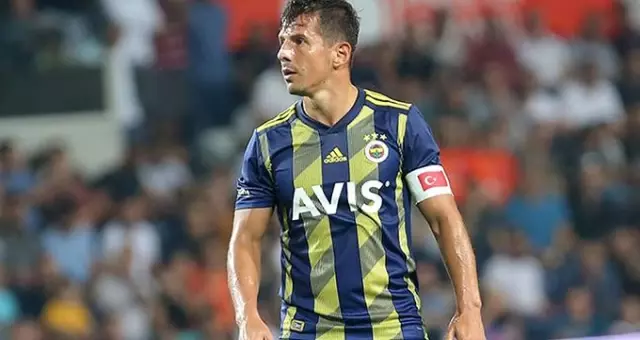 Fenerbahçe'de Emre Belözoğlu, idmanda yer almadı! Fenerbahçe'de Emre Belözoğlu, idmanda yer almadı!