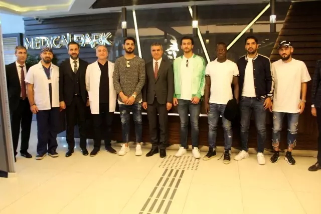 Gaziantep FK futbolcuları Medikal Park'ta organ bağışı yaptı Gaziantep FK futbolcuları Medikal Park'ta organ bağışı yaptı