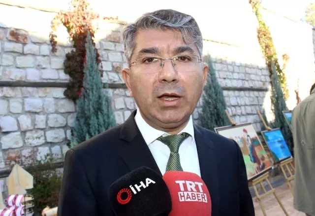Hükümlülerin el emeği göz nuru eserler sergilendi