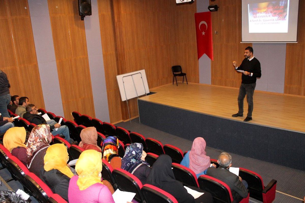 Kulp'ta iş sağlığı ve güvenliği eğitimi verildi
