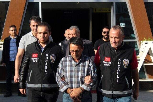 Sağır ve dilsiz oğlunu öldürdü, 11 yıl boyunca eşinden bile sakladı
