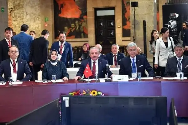 Şentop, MİKTA Parlamento Başkanları Zirvesi'ne katıldı Şentop, MİKTA Parlamento Başkanları Zirvesi'ne katıldı