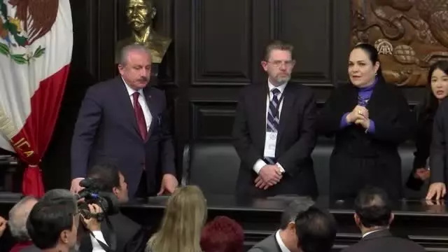 TBMM Başkanı Şentop, Tarihi Meksika Cumhuriyeti Senatosu'nu ziyaret etti TBMM Başkanı Şentop, Tarihi Meksika Cumhuriyeti Senatosu'nu ziyaret etti