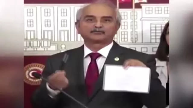Terörist Özge Aydın, YPG/PKK'nın yasa dışı sol örgütlerle ilişkisini bir kez daha ortaya çıkardı Terörist Özge Aydın, YPG/PKK'nın yasa dışı sol örgütlerle ilişkisini bir kez daha ortaya çıkardı