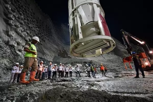 Yusufeli Barajı'nın gövde yüksekliği 145 metreye ulaştı Yusufeli Barajı'nın gövde yüksekliği 145 metreye ulaştı