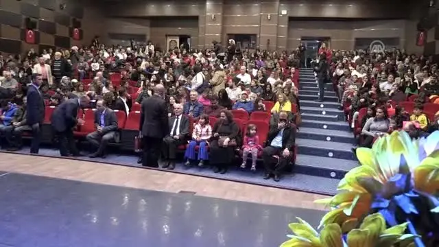 'Arda Boyları' balesi sahnelendi 'Arda Boyları' balesi sahnelendi